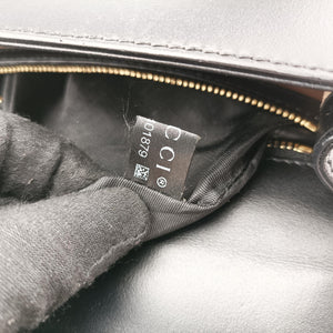 Pre-owned Gucci Sylvie Black Leather 421882 shoulderbag | stylenewstar
