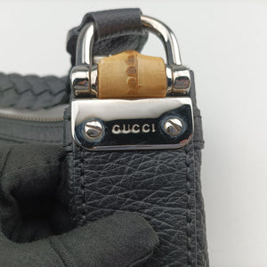 Secondhand Gucci Bamboo Bar Hobo Black Leather 257090 handbag | stylenewstar