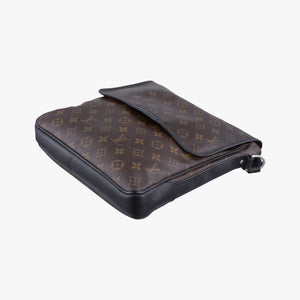Pre-owned Louis Vuitton BASS MM brown Monogram Macassar M56715 shoulderbag | stylenewstar