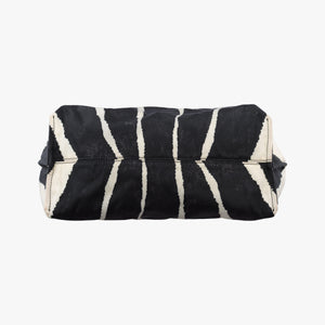 Pre-owned Fendi Zebra Print tote White× Black Nylon x Leather 8BH260 handbag | stylenewstar