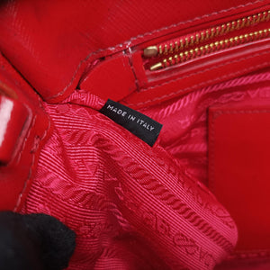 Pre-owned Prada Galleria Red SAFFIANO Patent BN1801 shoulderbag | stylenewstar