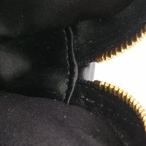 Pre-owned Miu Miu Logo belt Black leather bum bag/waist bag | stylenewstar