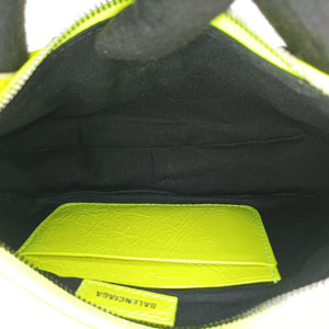 Vintage Balenciaga Le Cagole YellowGreen lambskin shoulderbag | stylenewstar