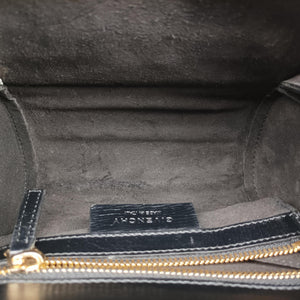 Pre-owned Givenchy Pandora Black Leather shoulderbag | stylenewstar