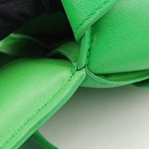 Pre-owned Bottega Veneta Padded Cassette Green lambskin shoulderbag | stylenewstar