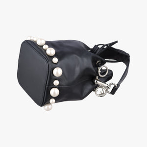 Pre-owned Fendi Mon Tresor Mini Bucket Black Leather 8BS010 handbag | stylenewstar