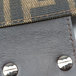 Pre-owned Fendi Zucca Baguette Brown canvas×leather 26796 shoulderbag | stylenewstar