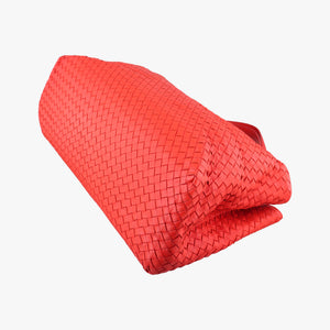 Pre-owned Bottega Veneta Intrecciato Red lambskin shoulderbag | stylenewstar