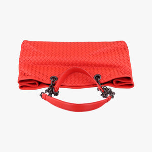 Pre-owned Bottega Veneta Intrecciato Red lambskin shoulderbag | stylenewstar