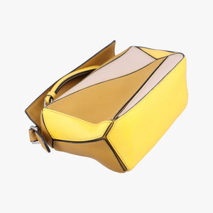 Pre-owned Loewe Puzzle mini Beige × Khaki × Yellow Leather shoulderbag | stylenewstar