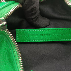 Vintage Balenciaga Le Cagole Green lambskin shoulderbag | stylenewstar