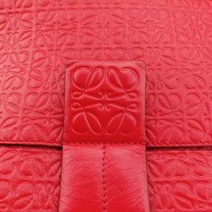 Pre-owned Loewe Avenue Red Leather shoulderbag | stylenewstar