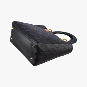 Pre-owned Christian Dior Lady Dior Black lambskin handbag | stylenewstar