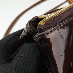 Pre-owned Louis Vuitton Rosewood Avenue Amaranth Vernis M93510 shoulderbag | stylenewstar