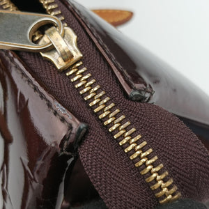 Pre-owned Louis Vuitton Rosewood Avenue Amaranth Vernis M93510 shoulderbag | stylenewstar
