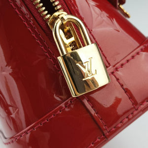 Pre-owned Louis Vuitton Alma BB CERISE Vernis M90174 shoulderbag | stylenewstar
