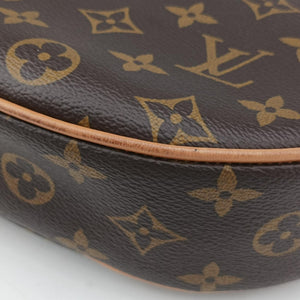 Pre-owned Louis Vuitton LOOP Brown×Beige Monogram Canvas M81098 shoulderbag | stylenewstar