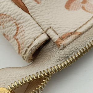 Vintage Louis Vuitton Maxi Pochette Accessoires Ivory x Brown PVC-coated canvas M20920 shoulderbag | stylenewstar