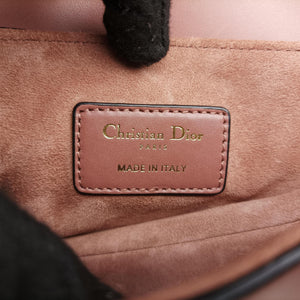 Pre-owned Christian Dior Saddle Pink Leather handbag | stylenewstar
