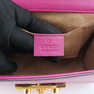 Vintage Gucci Padlock Rose Leather 409487 shoulderbag | stylenewstar