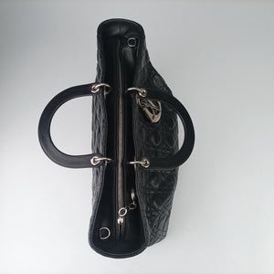 Pre-owned Christian Dior Lady Dior Black lambskin handbag | stylenewstar