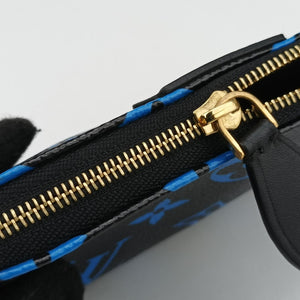 Vintage Louis Vuitton Mini Pochette Accessoires Noir × Blue Monogram Color Canvas M67237 handbag | stylenewstar