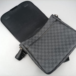 Vintage Louis Vuitton DANIEL GM Noir Damier Graphite N58033 shoulderbag | stylenewstar