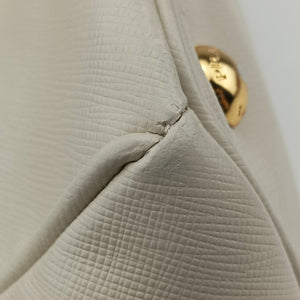 Vintage Prada Galleria White SAFFIANO Leather BN1801 shoulderbag | stylenewstar