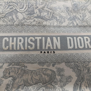Pre-owned Christian Dior Toile de Jouy Grey canvas handbag | stylenewstar