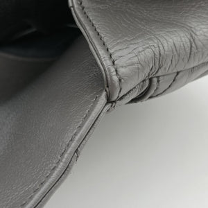 Pre-owned Yves Saint Laurent COLLEGE Grey Leather 428056 handbag | stylenewstar