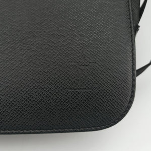 Secondhand Louis Vuitton Viktor Ardoise Taiga x canvas M30142 crossbodybag | stylenewstar
