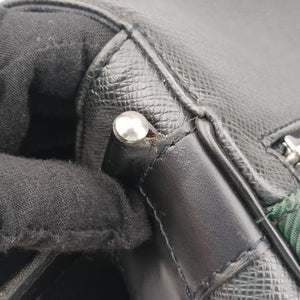 Secondhand Louis Vuitton Viktor Ardoise Taiga x canvas M30142 crossbodybag | stylenewstar