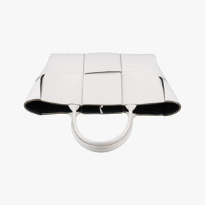 Pre-owned Bottega Veneta The Arcotote White lambskin handbag | stylenewstar