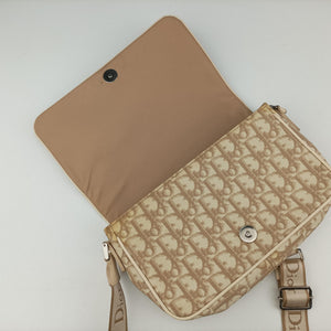 Pre-owned Christian Dior Trotter Flower Beige PVC Coated Canvas Floral Embroidery shoulderbag | stylenewstar
