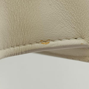 Pre-owned Christian Dior 30 Montaigne White leather shoulderbag | stylenewstar