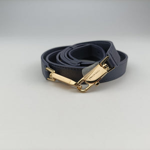 Pre-owned Ferragamo hug Navy leather shoulderbag | stylenewstar