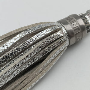 Secondhand Yves Saint Laurent Lou camera Silver Leather 527096 shoulderbag | stylenewstar