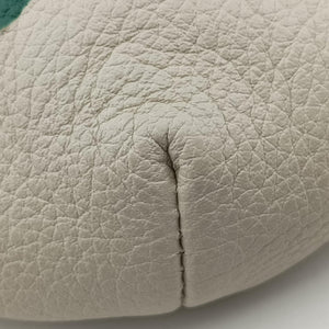 Pre-owned Gucci Print White Leather 527792 bum bag/waist bag | stylenewstar