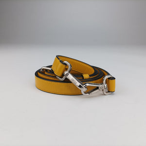 Pre-owned Fendi Flap Expand Yellow Leather 7M0299 shoulderbag | stylenewstar