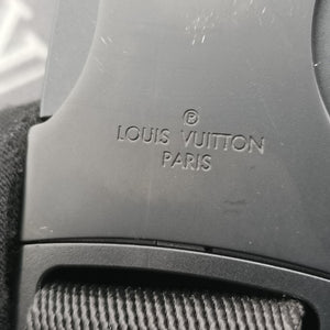 Secondhand Louis Vuitton Discovery Black×multicolor Monogram Galaxy M44444 bum bag/waist bag | stylenewstar