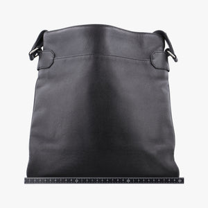 Pre-owned Louis Vuitton SASHA Glacier TAIGA M32630 shoulderbag | stylenewstar
