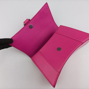 Vintage Balenciaga Hourglass Pink leather shoulderbag | stylenewstar