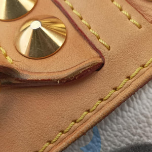 Pre-owned Louis Vuitton COURTNEY MM white Monogram Multicolor M45641 handbag | stylenewstar