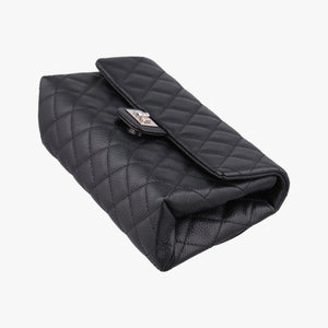 Secondhand Chanel Matelasse 2.55 Black Leather U48753 bum bag/waist bag | stylenewstar