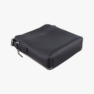Pre-owned Prada Messenger Black Saffiano leather 2VH004 crossbodybag | stylenewstar