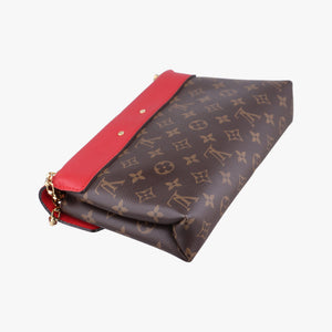 Vintage Louis Vuitton PALLAS Chain Brown×CERISE Monogram Canvas×calf leather M41201 shoulderbag | stylenewstar