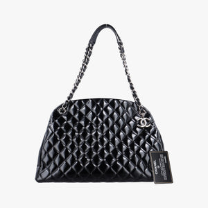 Pre-owned Chanel Mademoiselle Bowling Black Patent leather A50558 shoulderbag | stylenewstar