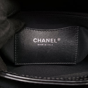Pre-owned Chanel Mademoiselle Bowling Black Patent leather A50558 shoulderbag | stylenewstar
