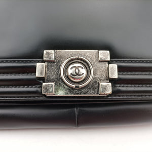 Pre-owned Chanel BOY CHANEL Black Leather A92193 shoulderbag | stylenewstar