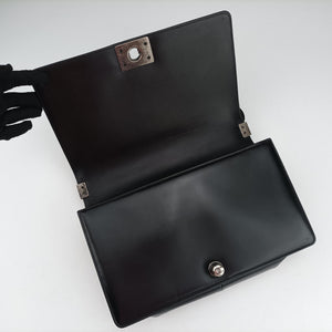Pre-owned Chanel BOY CHANEL Black Leather A92193 shoulderbag | stylenewstar